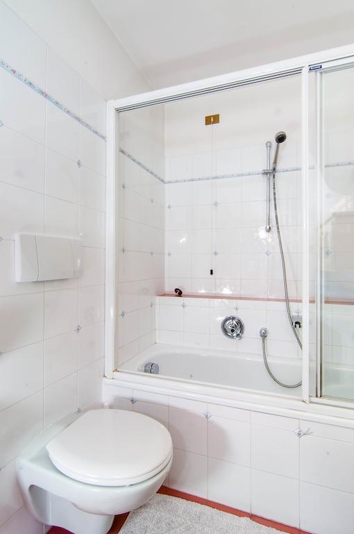 B&B Caldaraコルティーナ・ダンペッツォ 部屋 写真